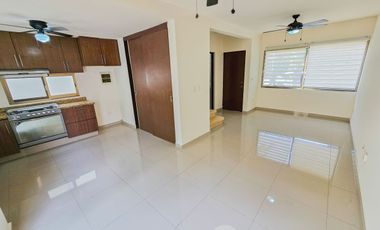 Casa · Renta · Arbolada · 2 Recámaras con Estudio · Huayacan