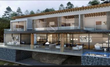 Residencia a estrenar con vista y acceso directo al lago en Valle de Bravo