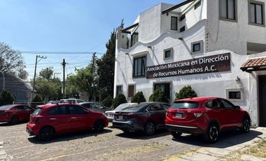 CASA CON USO DE SUELO PARA OFICINAS