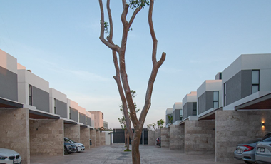 Townhouse de 3 recámaras en VENTA en Temozón Norte, Mérida