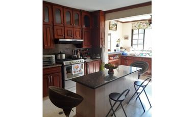 Venta de casa en Villa Lilla, San Francisco GTA