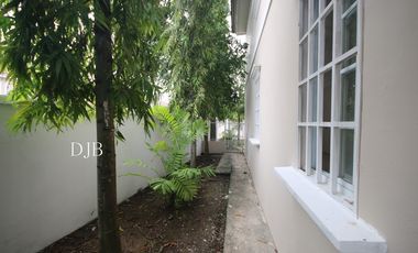 VENTA CASA DE ESQUINA EN ALTOS DE PANAM