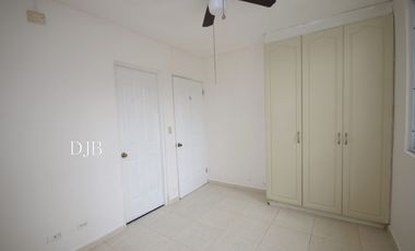 VENTA CASA DE ESQUINA EN ALTOS DE PANAM