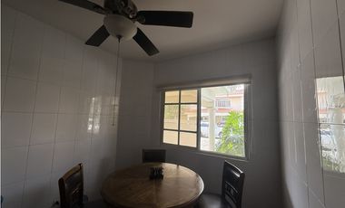 Se Alquila Casa en Palmeras del Este, Costa del Este