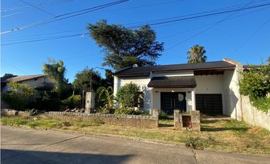 Casa a refaccionar en VENTA, Rosasco al 2100 Ituzaingó Norte