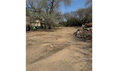 VENTA- GALPÓN INDUSTRIAL- QUINTAS DE FERREYRA