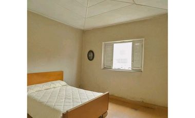 Vendemos Casa para renovar en Calle Ozamis, Maipú