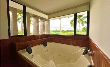 Casa campestre lujosa y monumental