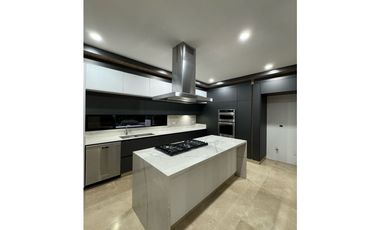 Casa campestre lujosa y monumental