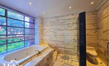 Arriendo apartamento de 322 m² en Santa Barbara Alta