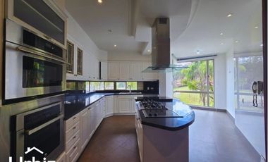 Arriendo apartamento de 322 m² en Santa Barbara Alta