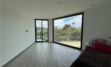 Vendo casa en Bosques del Encenillo