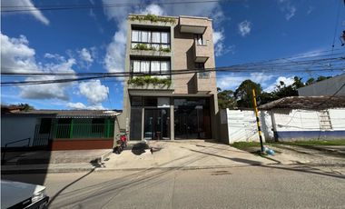 Se vende local bodega en La Ceja sobre vía principal salida hacia el r