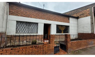 CASA EN FONTIBON DE UN PISO