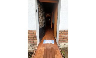 CASA EN FONTIBON DE UN PISO