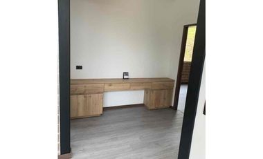 Espectacular casa finca moderna en venta en el retiro
