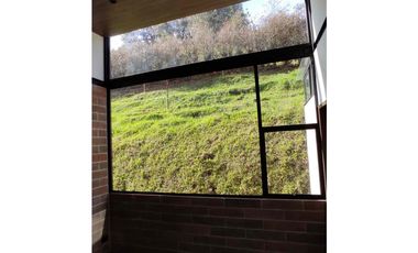 Espectacular casa finca moderna en venta en el retiro