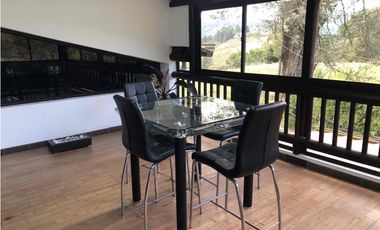 Finca con hermosa vista a tan solo unos minutos del centro del municipio cadi urbana.