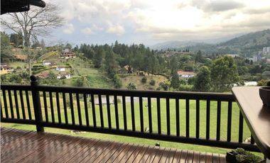 Finca con hermosa vista a tan solo unos minutos del centro del municipio cadi urbana.