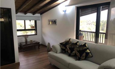 Finca con hermosa vista a tan solo unos minutos del centro del municipio cadi urbana.