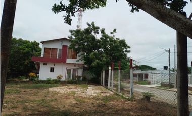 Vendo casa lote en Coveñas -Sucre