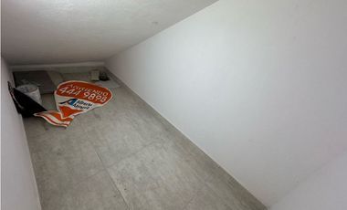 Se vende local bodega en la ceja 2do y 3er piso  frente entrada plaza