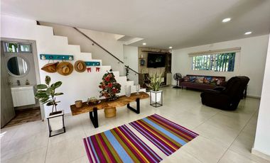 FASCINANTE Y CÓMODA CASA DE PLAYA EN VENTA A 200 metros del Mar.Tubara