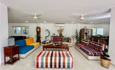 FASCINANTE Y CÓMODA CASA DE PLAYA EN VENTA A 200 metros del Mar.Tubara