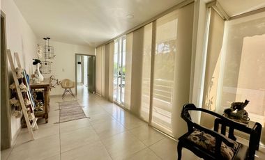 FASCINANTE Y CÓMODA CASA DE PLAYA EN VENTA A 200 metros del Mar.Tubara