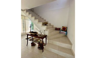 FASCINANTE Y CÓMODA CASA DE PLAYA EN VENTA A 200 metros del Mar.Tubara