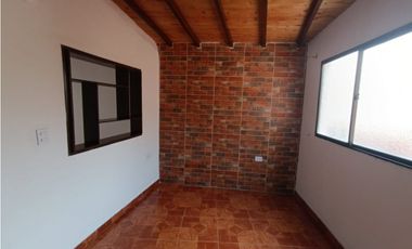 Venta de casa en la colina Guayabal