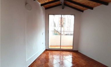 Venta de casa en la colina Guayabal