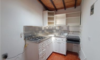 Venta de casa en la colina Guayabal