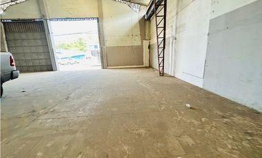 Durán, Galpón en Renta, 700m2, 1 Ambientes