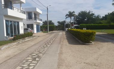 Venta De Lote En Condominio Sendero Del Sol
