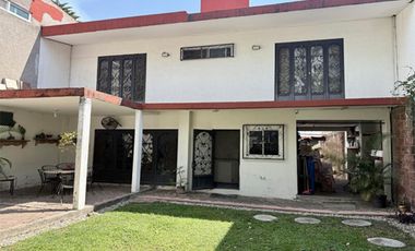 Casa en Fraccionamiento en Amate Redondo Cuernavaca - ROQ-1323-Fr