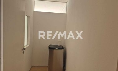 ALQUILER OFICINA Edificio Loft de Campus Leloir251
