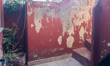 Venta PH Villa Dominico 2 Ambientes a Refaccionar