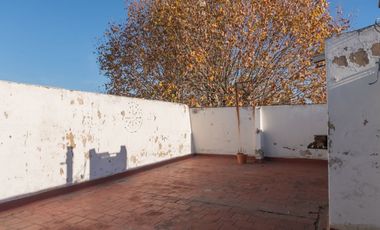 Venta PH Villa Dominico 2 Ambientes a Refaccionar