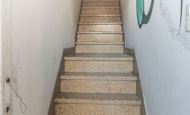 Venta PH Villa Dominico 2 Ambientes a Refaccionar