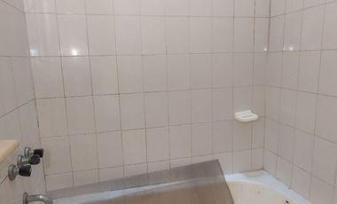 Venta PH Villa Dominico 2 Ambientes a Refaccionar