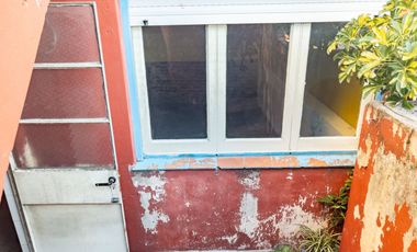 Venta PH Villa Dominico 2 Ambientes a Refaccionar