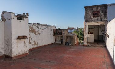 Venta PH Villa Dominico 2 Ambientes a Refaccionar