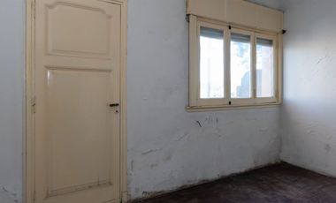 Venta PH Villa Dominico 2 Ambientes a Refaccionar