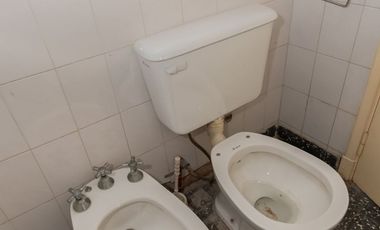 Venta PH Villa Dominico 2 Ambientes a Refaccionar