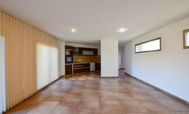 CASA EN VENTA LA PLATA ETCHEVERRY 3 DORMITORIOS