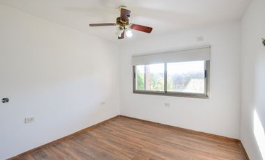 CASA EN VENTA LA PLATA ETCHEVERRY 3 DORMITORIOS