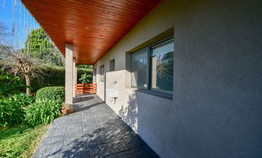 CASA EN VENTA LA PLATA ETCHEVERRY 3 DORMITORIOS