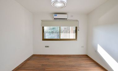 CASA EN VENTA LA PLATA ETCHEVERRY 3 DORMITORIOS