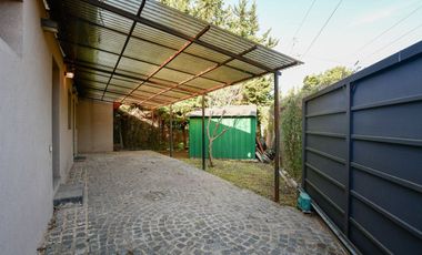 CASA EN VENTA LA PLATA ETCHEVERRY 3 DORMITORIOS